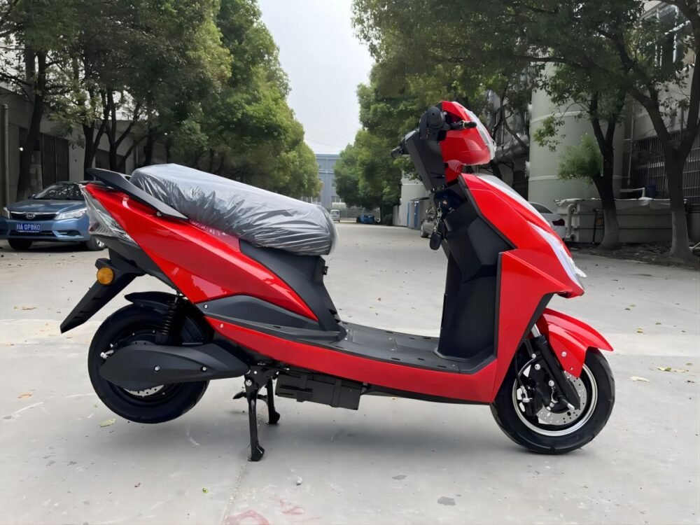 motorcycle scooter B3 with EEC